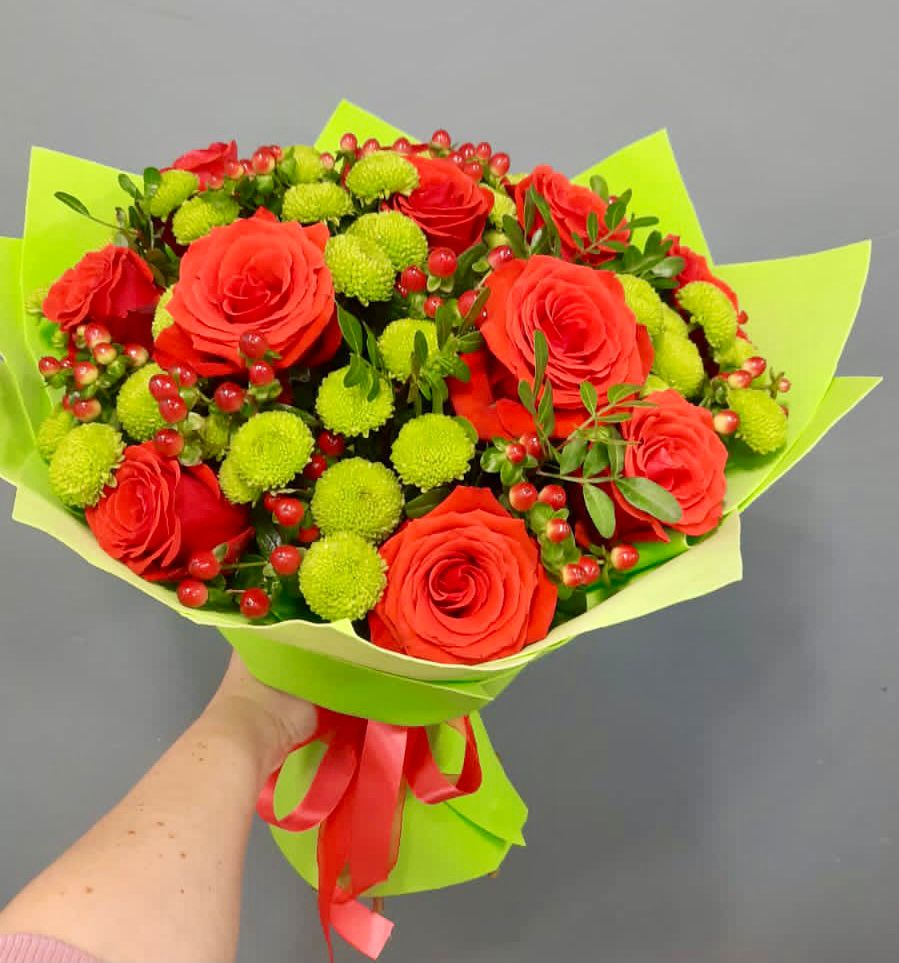 Букет цветов из: Хризантемы и Розы в Грабово