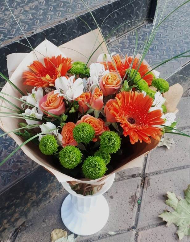Букет цветов из: Герберы, Хризантемы, Альстромерии и Розы в Грабово