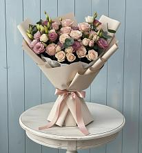 Букет цветов из:  Розы и Лизиантусы в Грабово