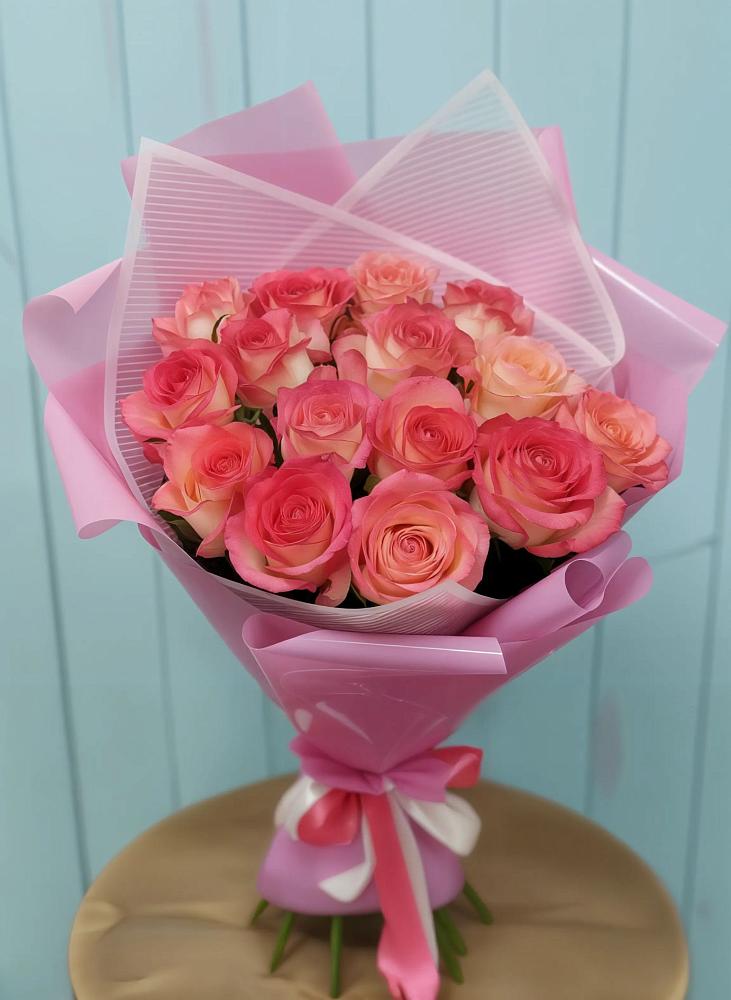 Букет 15 Розовых роз Равель в Грабово