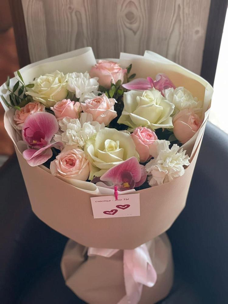 Букет цветов из: Орхидеи, Розы и Гвоздики в Грабово