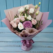 Букет цветов из:  Розы и Лизиантусы в Грабово
