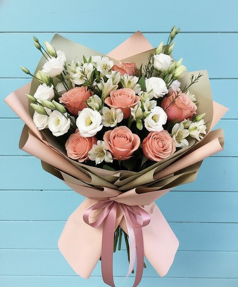 Букет цветов из: Розы, Альстромерии и Лизиантусы в Грабово