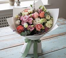 Букет цветов из:  Розы, Лизиантусы и Гвоздики в Грабово