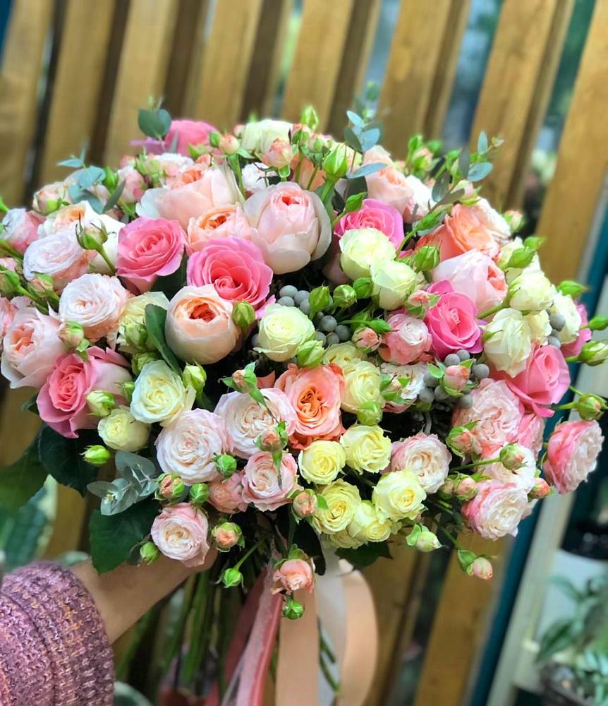 Букет цветов из: Розы в Грабово