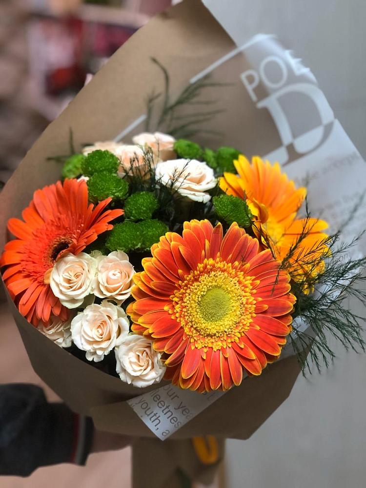 Букет цветов из: Герберы, Хризантемы и Розы в Грабово