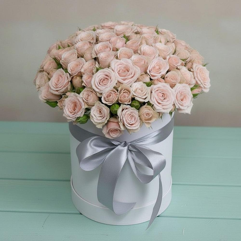 Цветочная композиция из Розы в шляпной коробке в Грабово